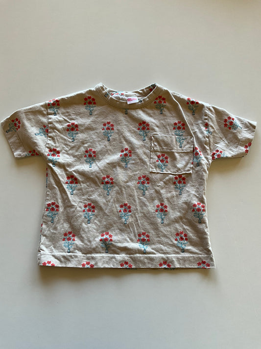 Brown Flower Vase Tee