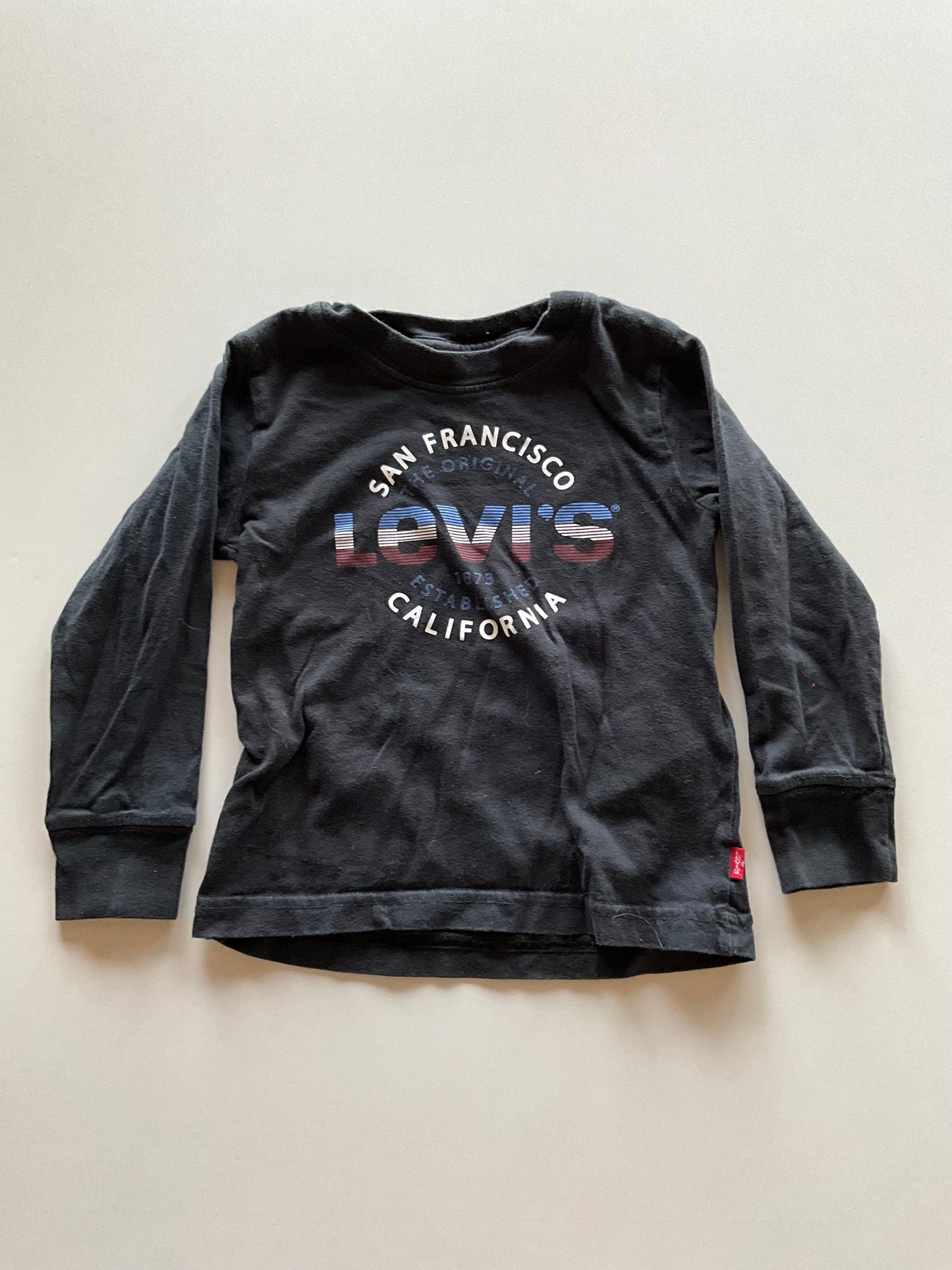 Black Levi's Shirt