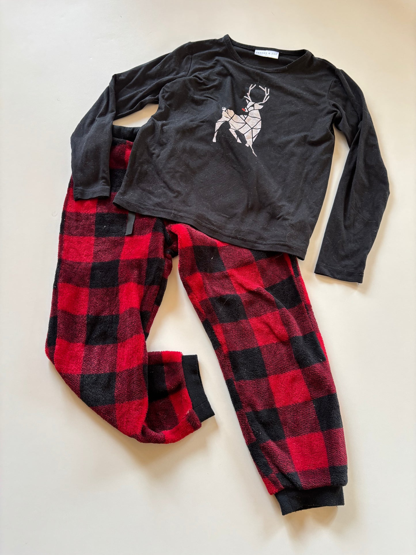 2pc Reindeer & Plaid Pajamas