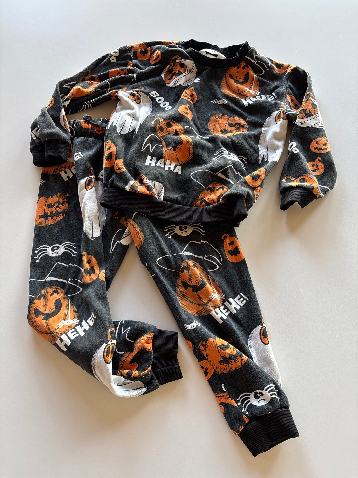 2pc Halloween Set