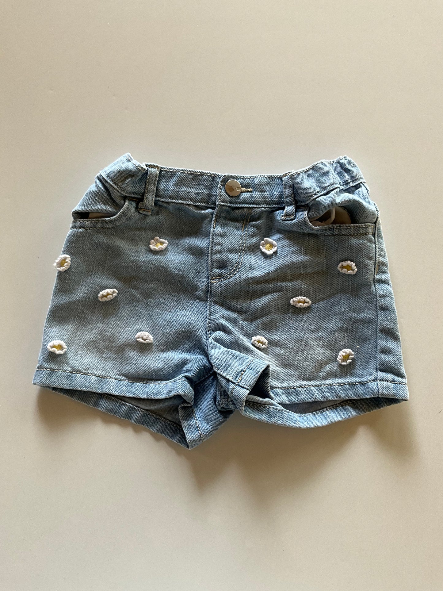 Daisy Applique Shorts