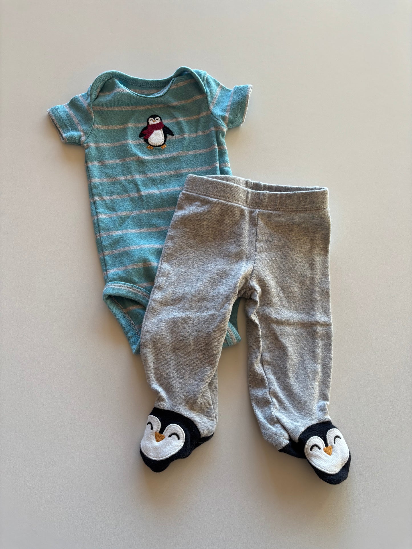 2pc Penguin Outfit