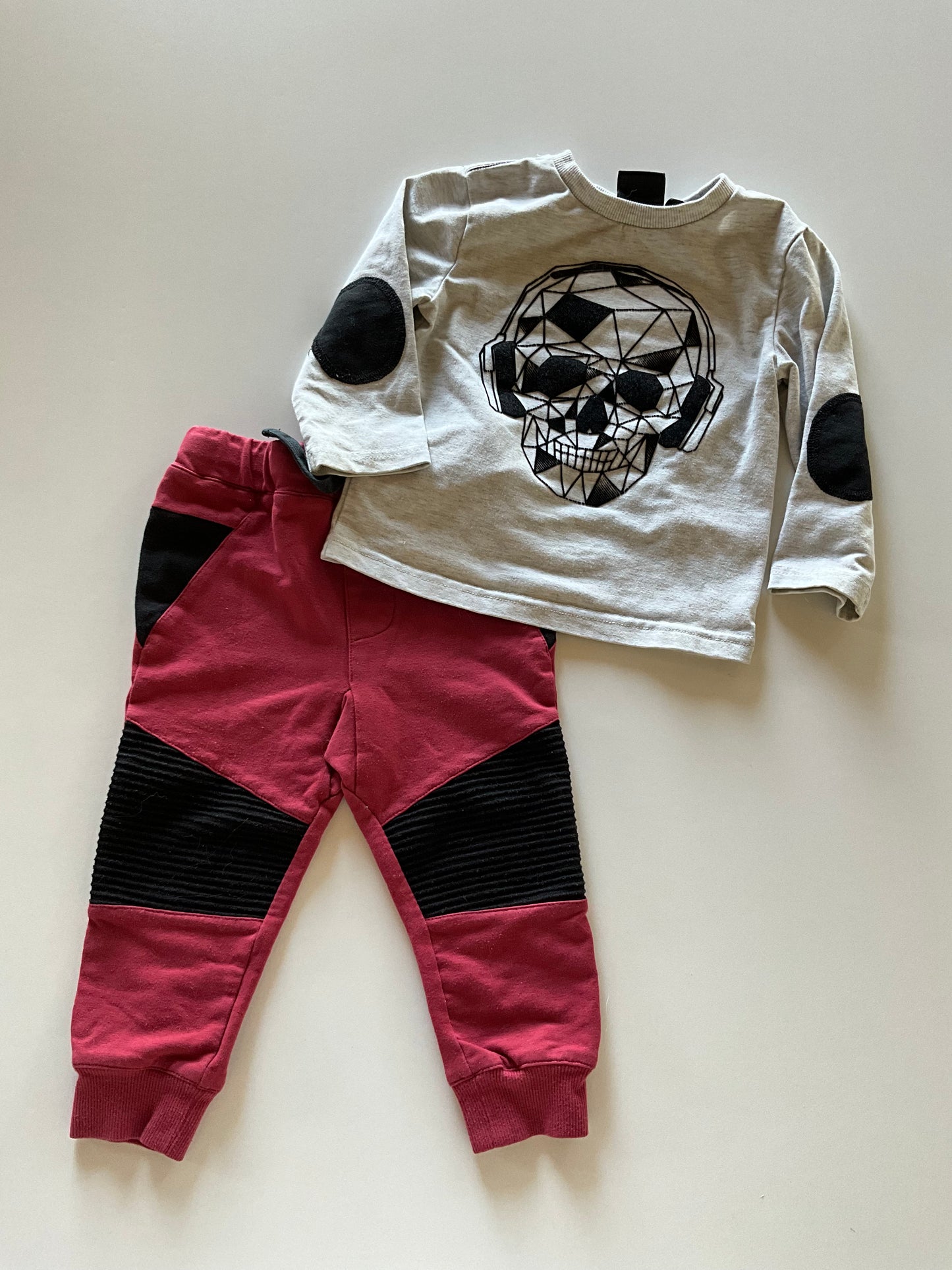 2pc Skull Set