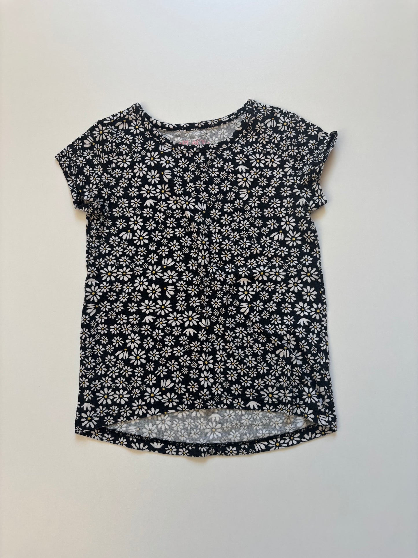 Black Daisy Tee