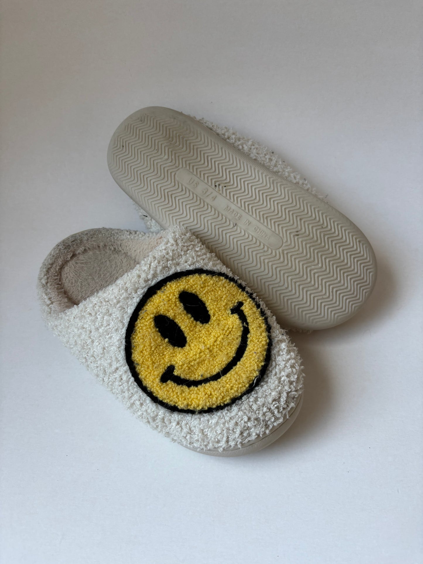 Cream Smiley Face Slippers