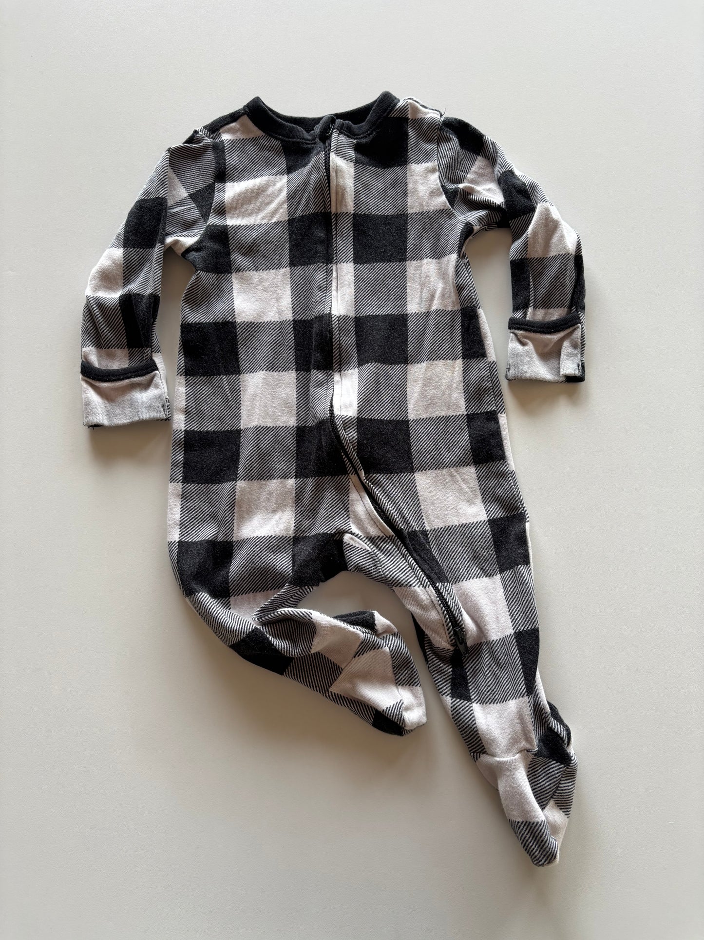Black & White Plaid Sleeper