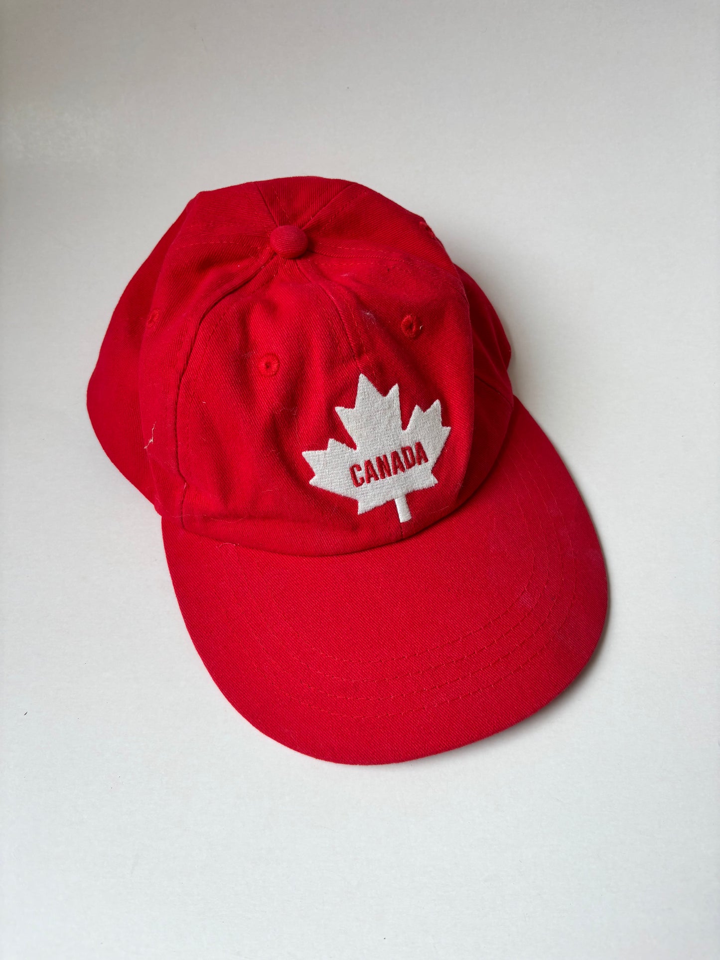 Red Canada Hat