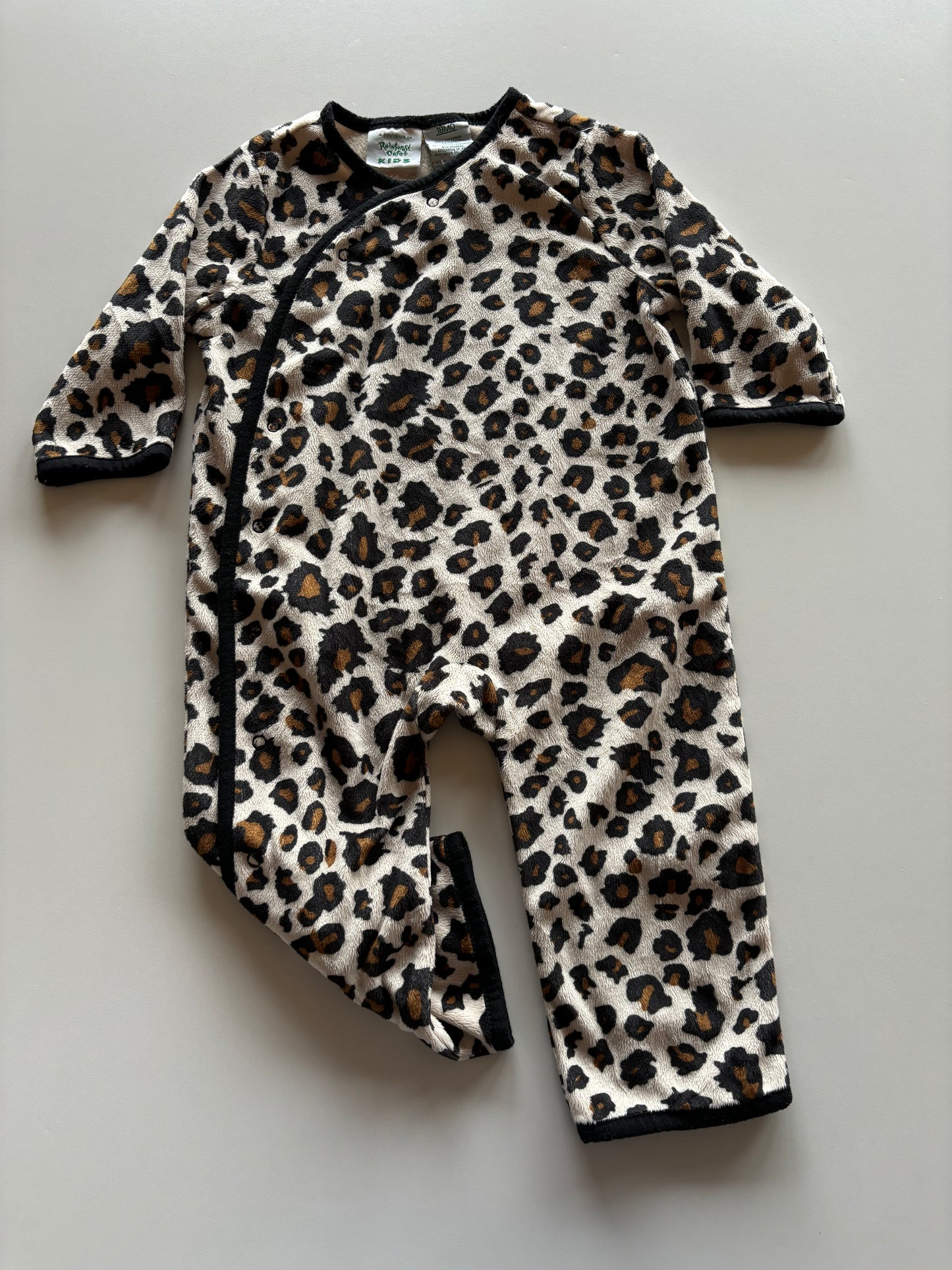 Leopard Sleeper
