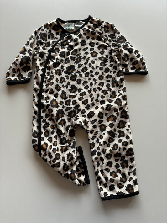 Leopard Sleeper