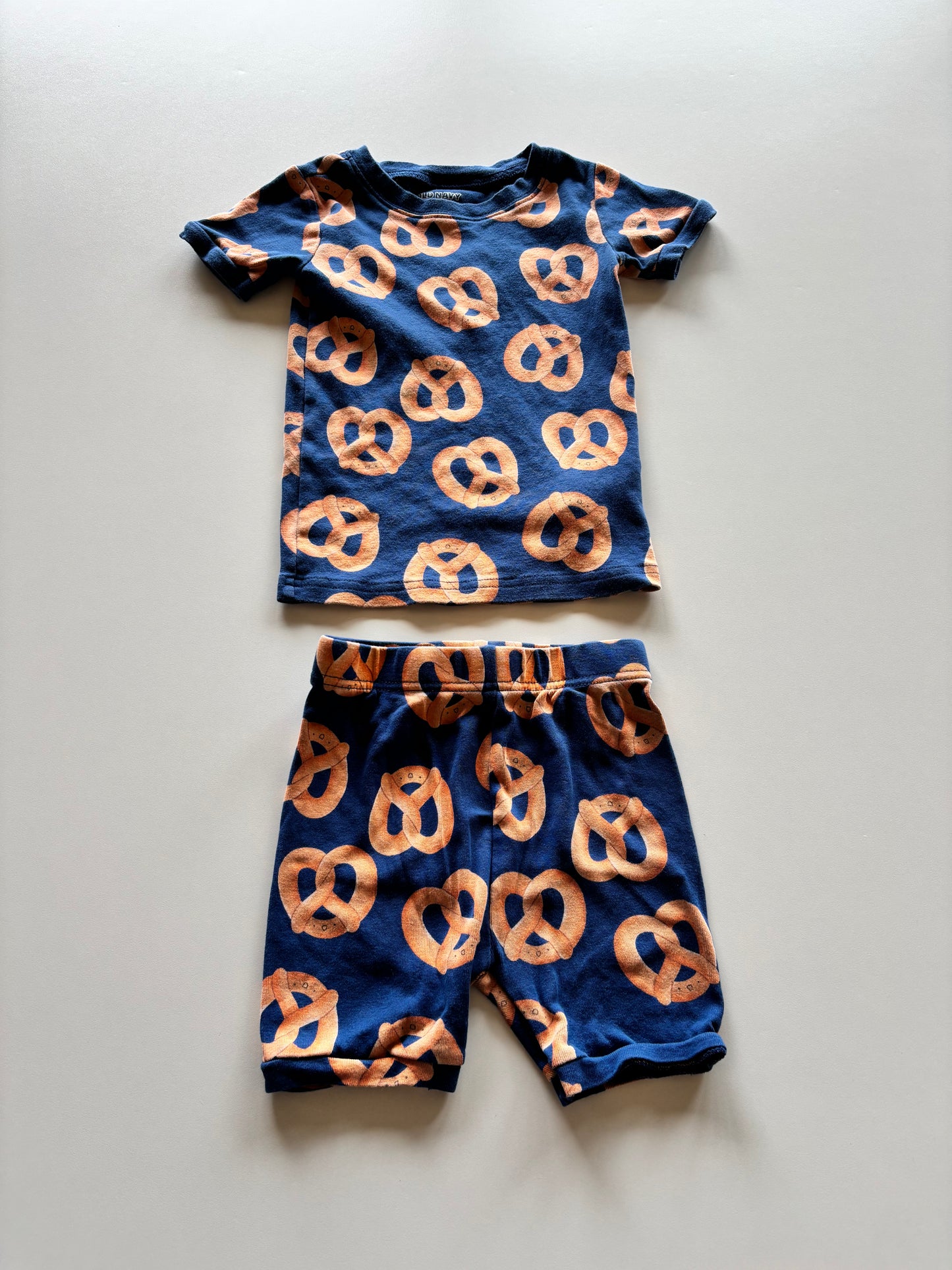 2pc Pretzel Pajamas