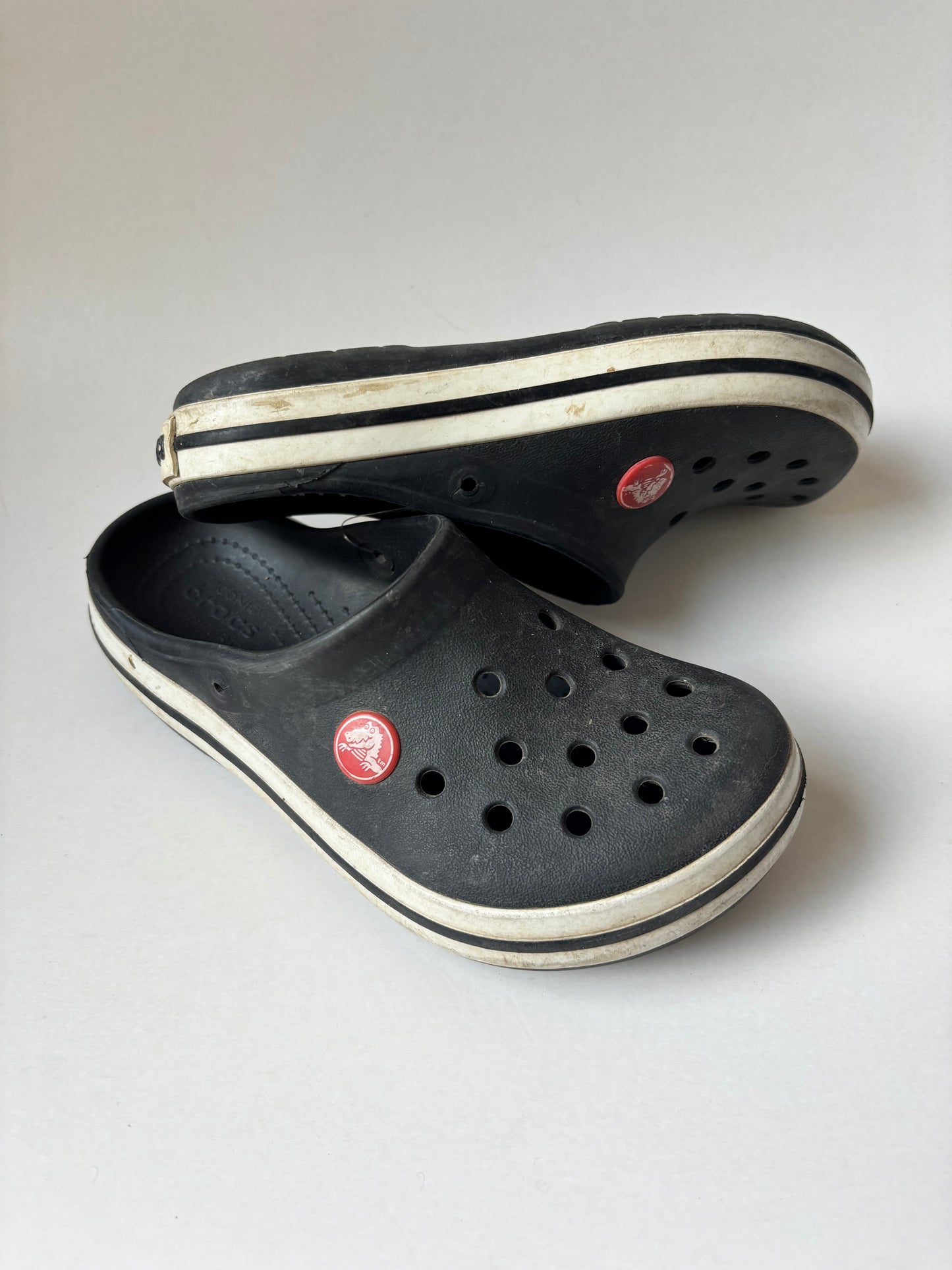 Black Crocs