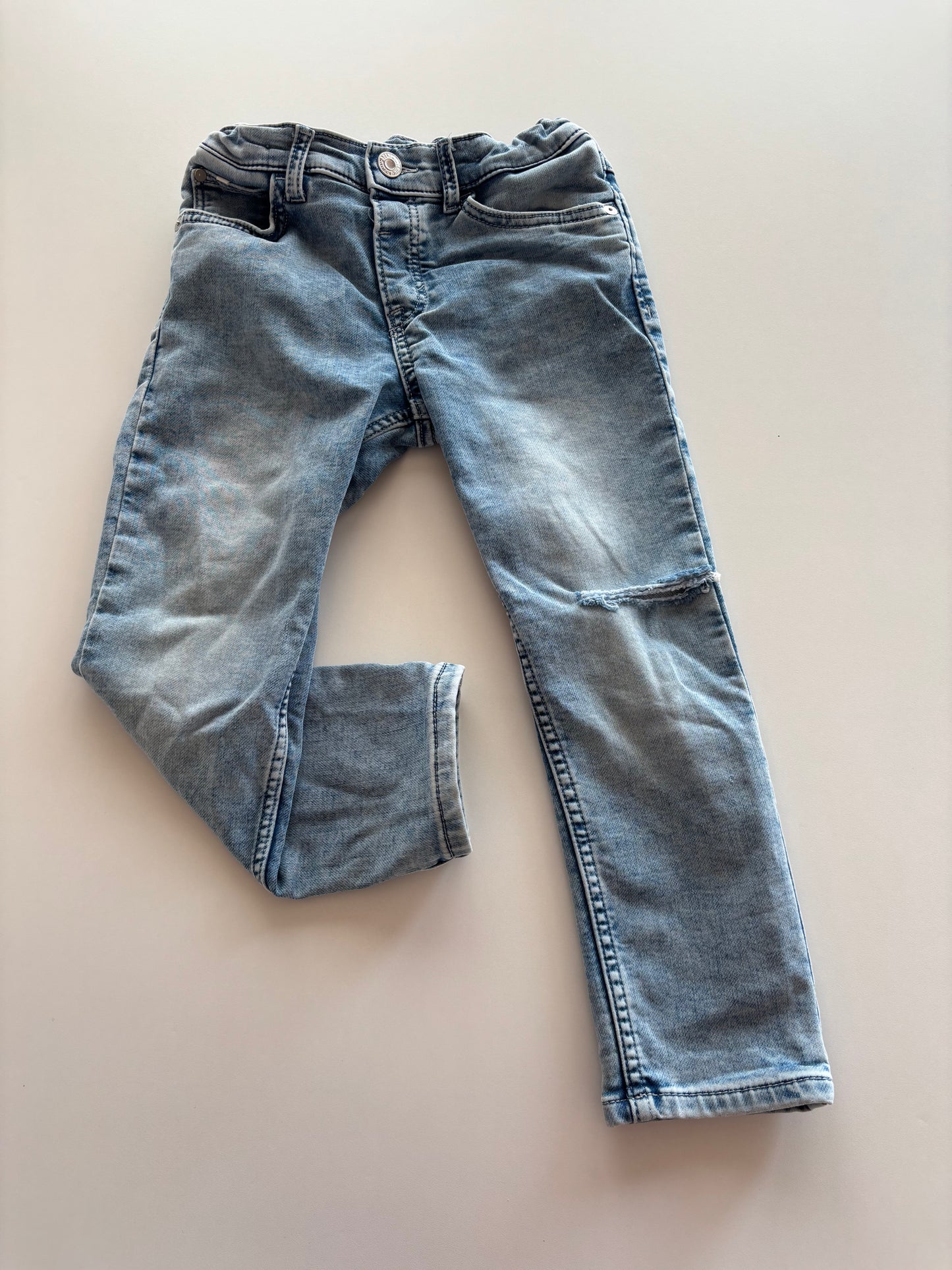 Light Wash Distressed Knee Denim
