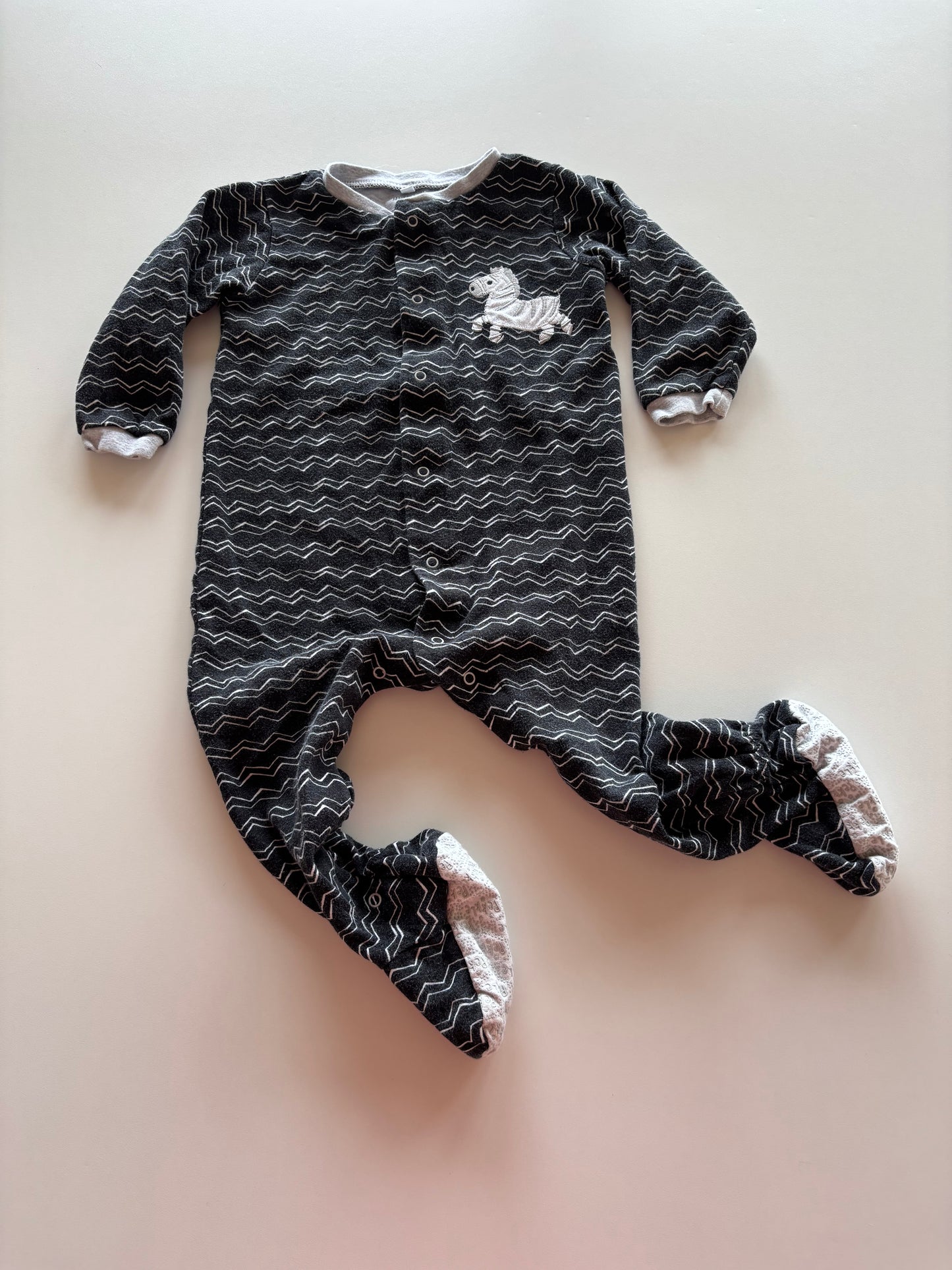 Black Zig Zag Zebra Sleeper
