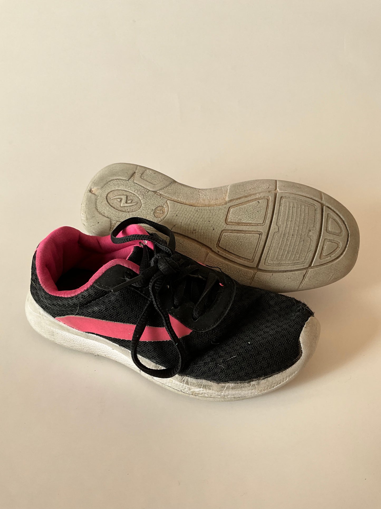 Black & Pink Runners