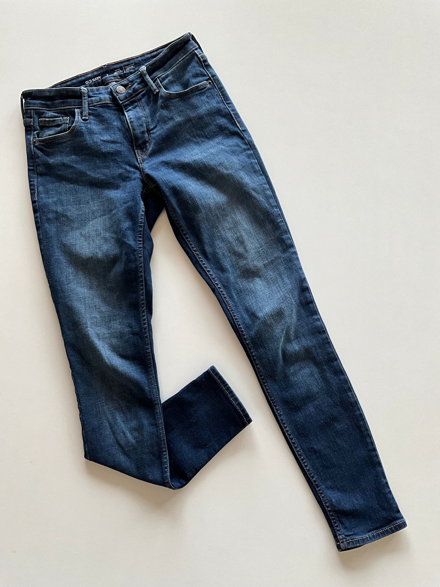 Mid-Rise Rockstar Super Skinny Denim