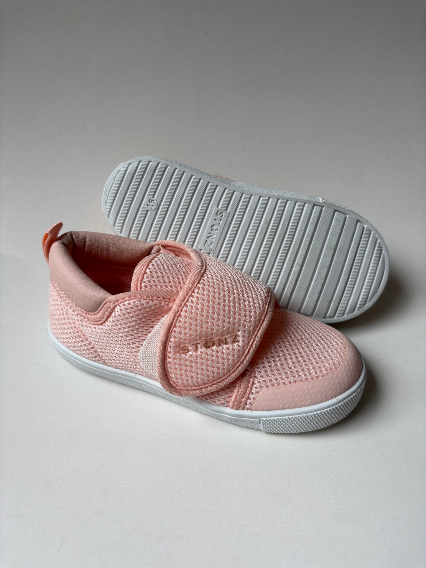 Pink Stonz Sneakers