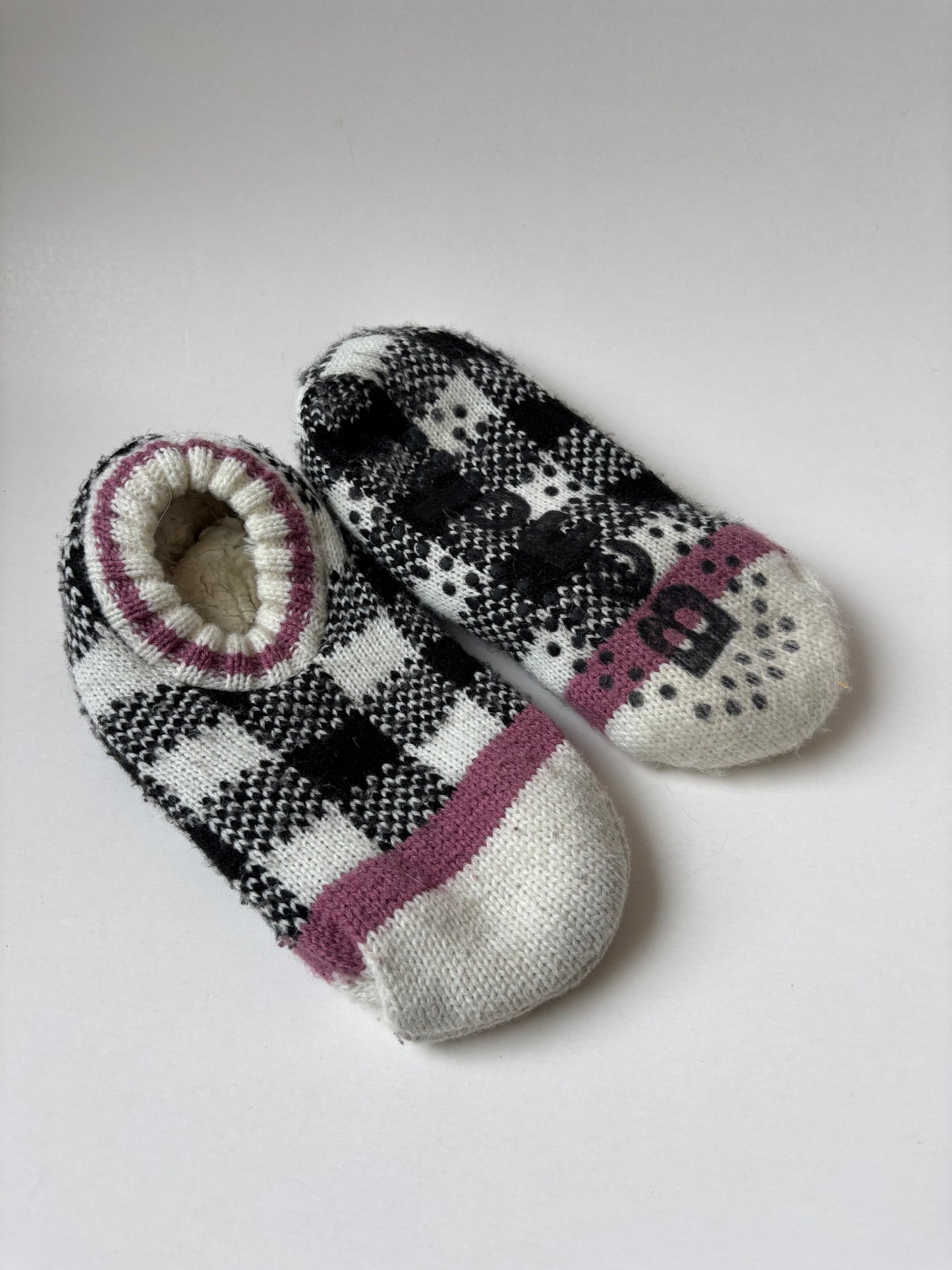 Black, White, & Mauve Slipper Socks