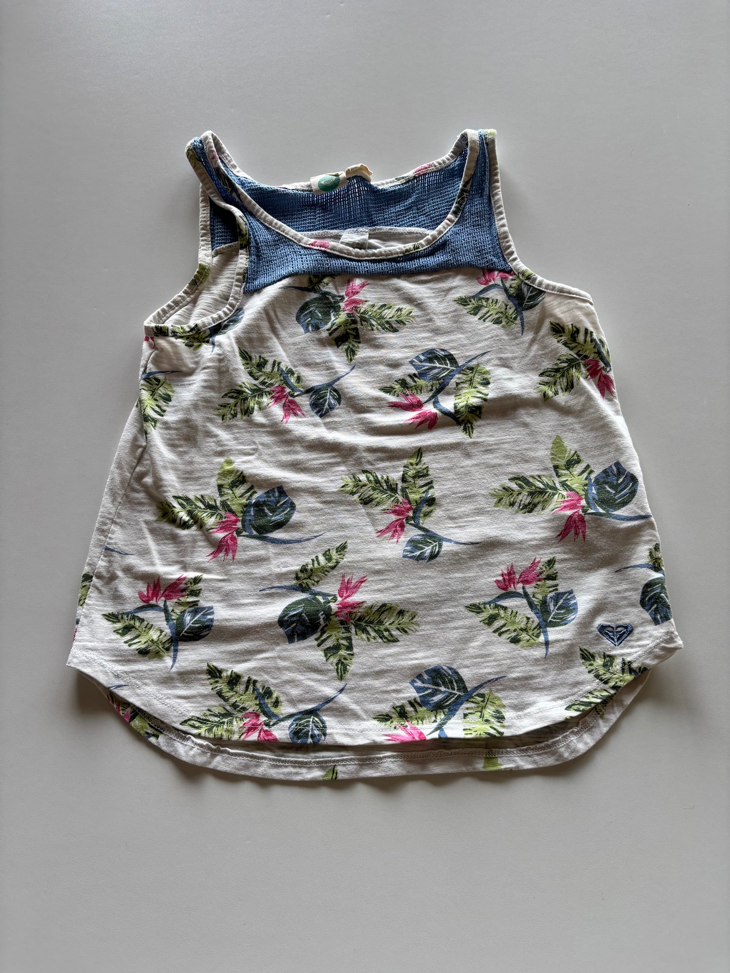 White & Blue Tropical Tank
