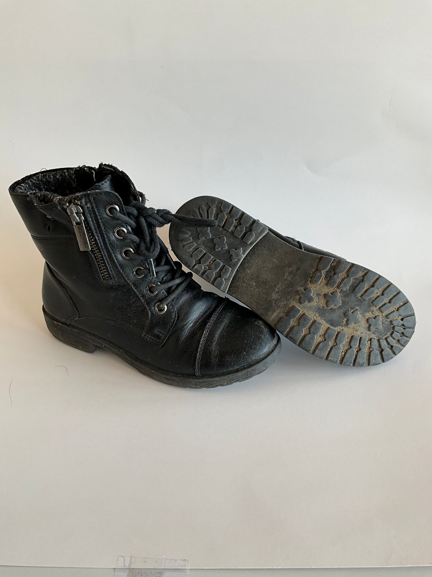 Black Boots