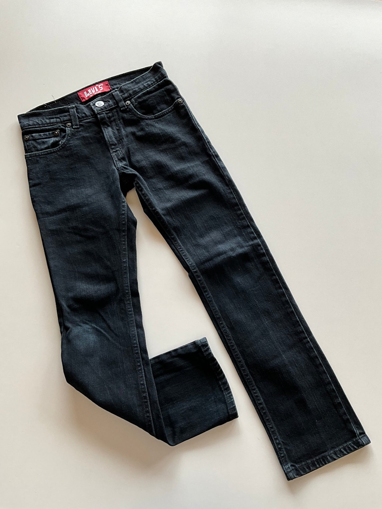 Black Levi's 511 Skinny