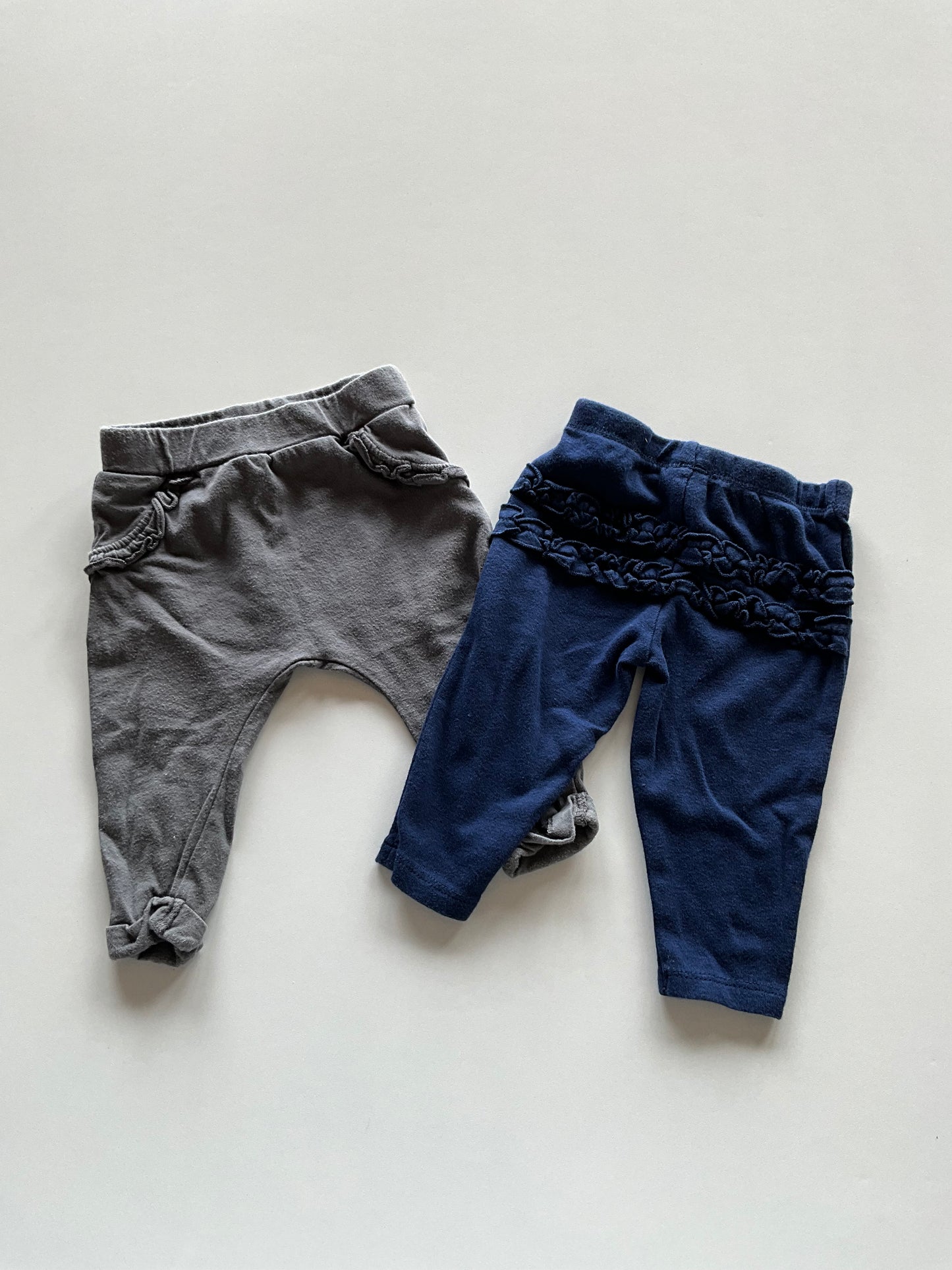 2 Pairs Ruffle Pants