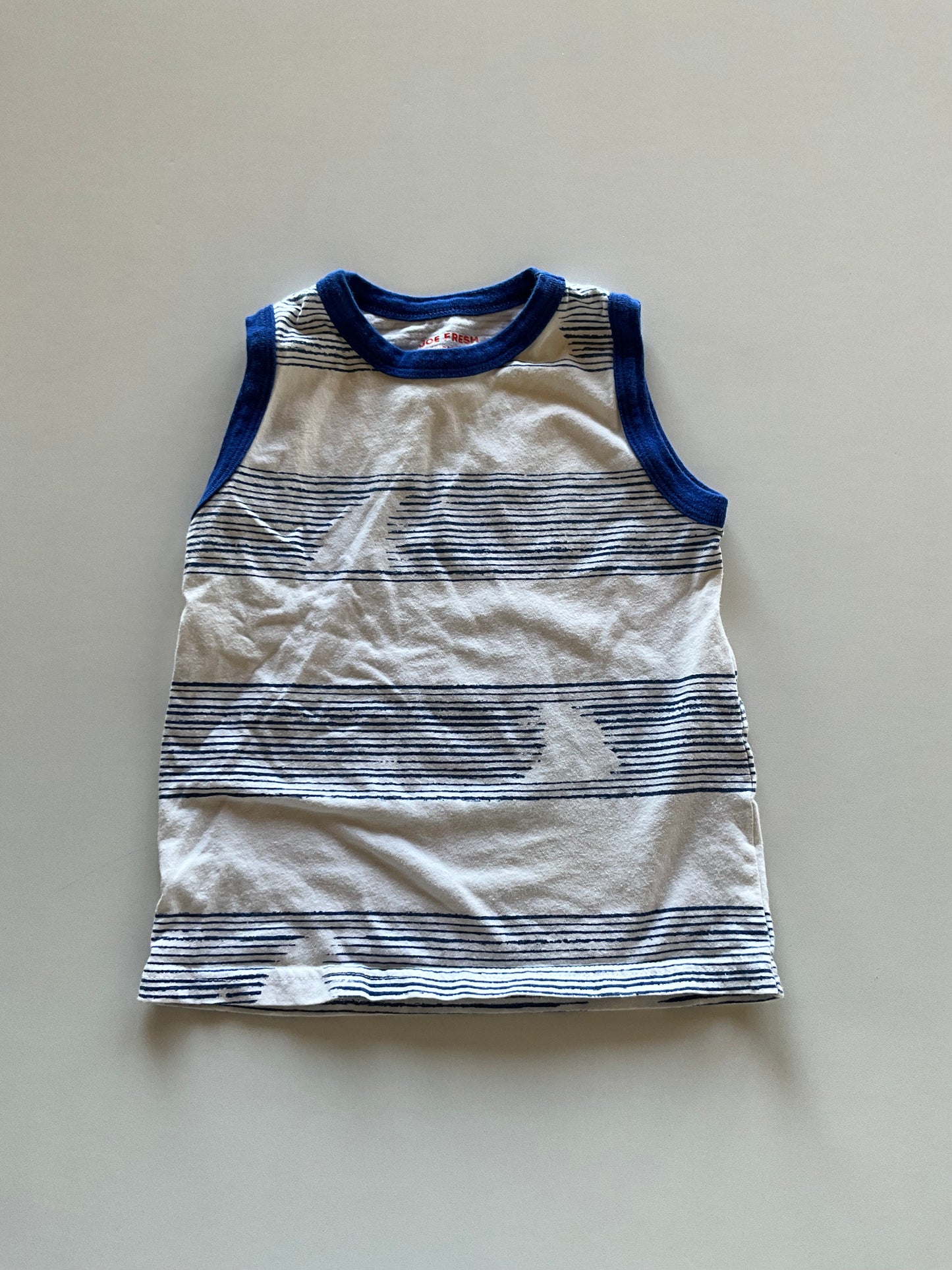 Blue & White Striped Shark Fin Tank