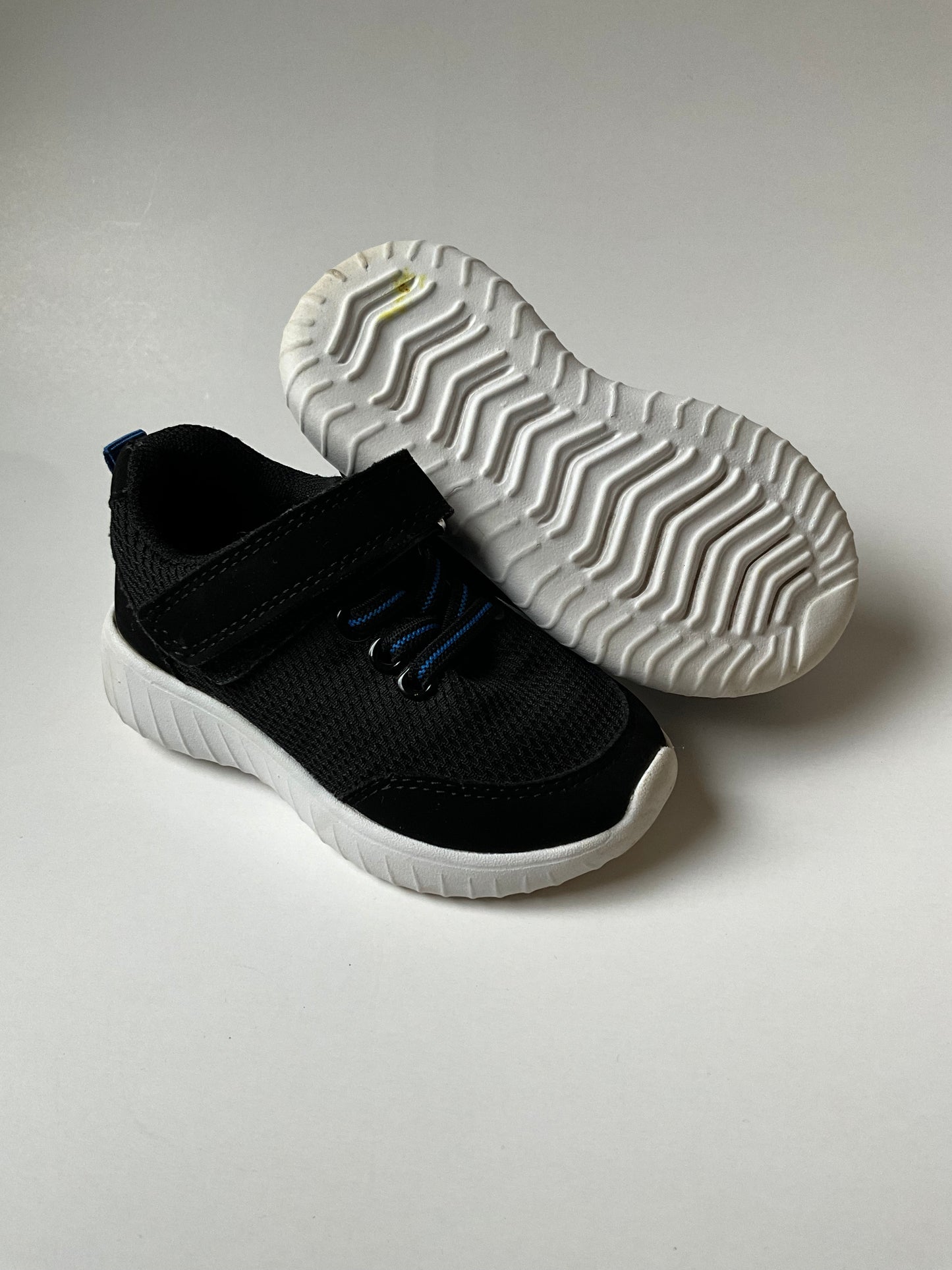 Black Sneakers