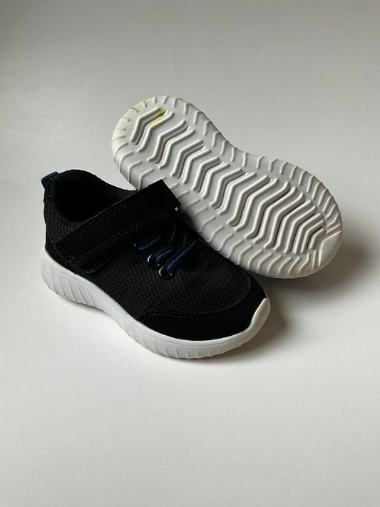 Black Sneakers