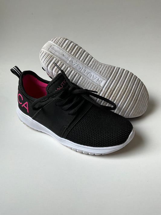 Black & Pink Runners