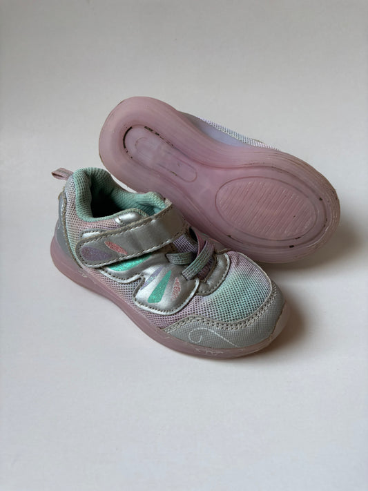 Silver & Pastel Runners