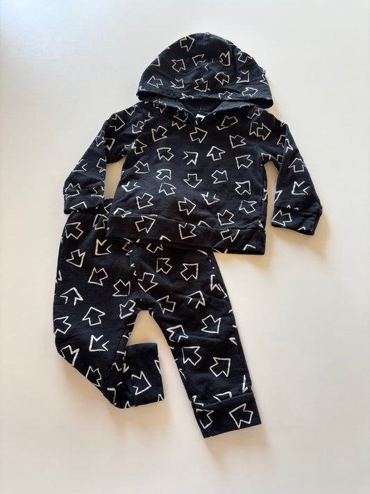 2pc Black Arrows Set