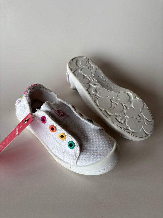 BNWT White Roxy Slip On Sneakers