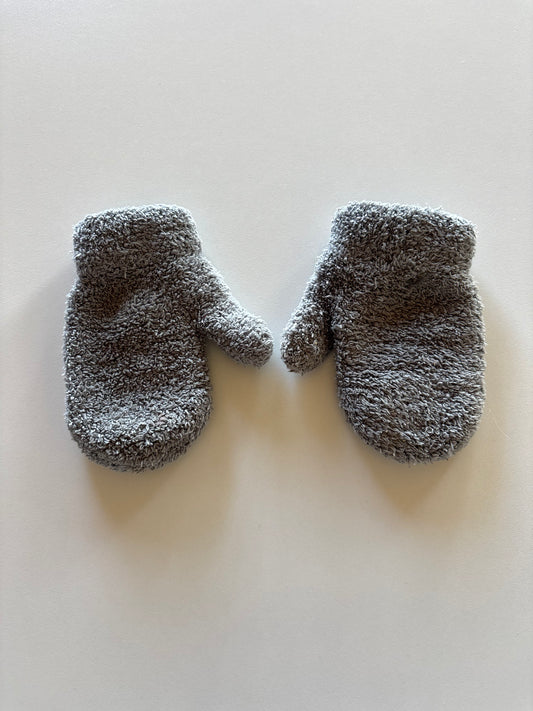 Grey Fuzzy Mini Mitts