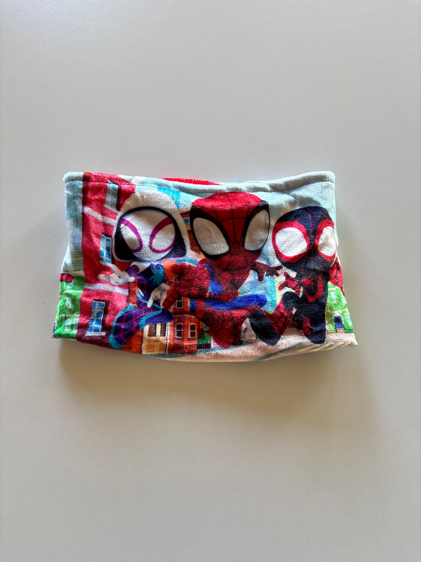Spidey Neckwarmer