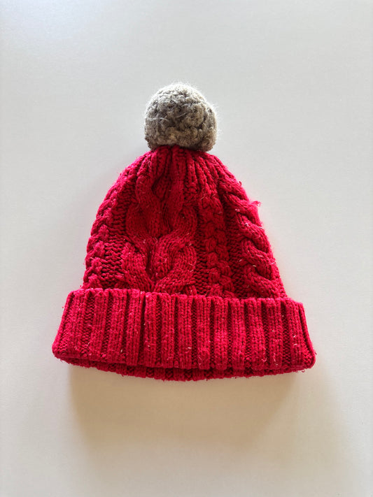 Red Cableknit Toque