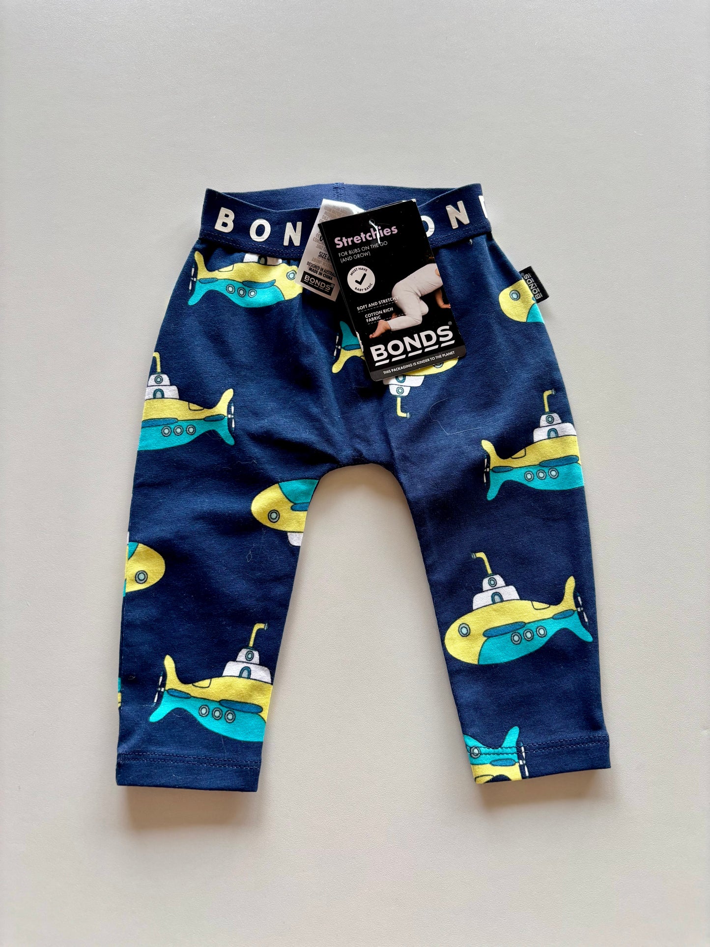 BNWT Submarine Bonds Stretchies