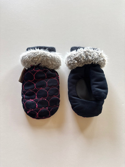 Navy Heart Winter Mittens