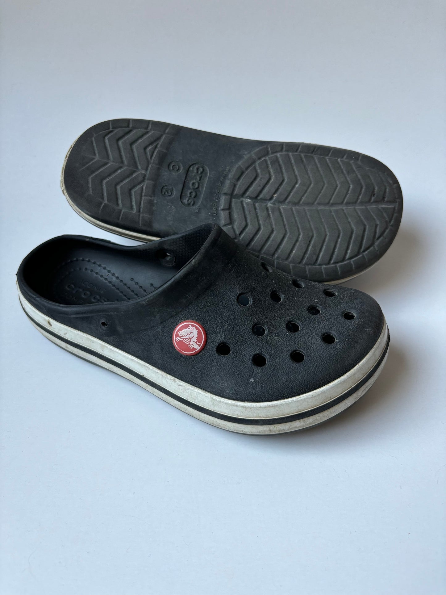 Black Crocs