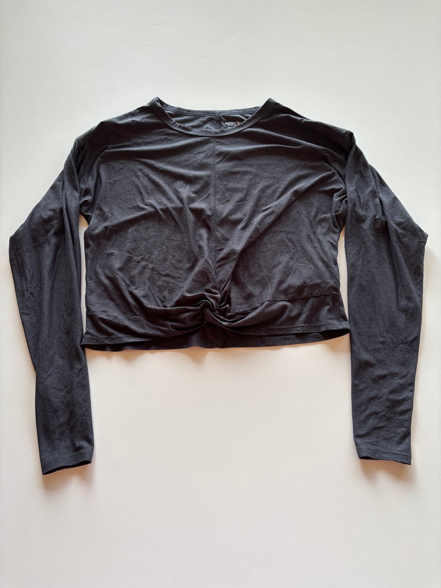 Black Twisted Cropped Athletic Shirt