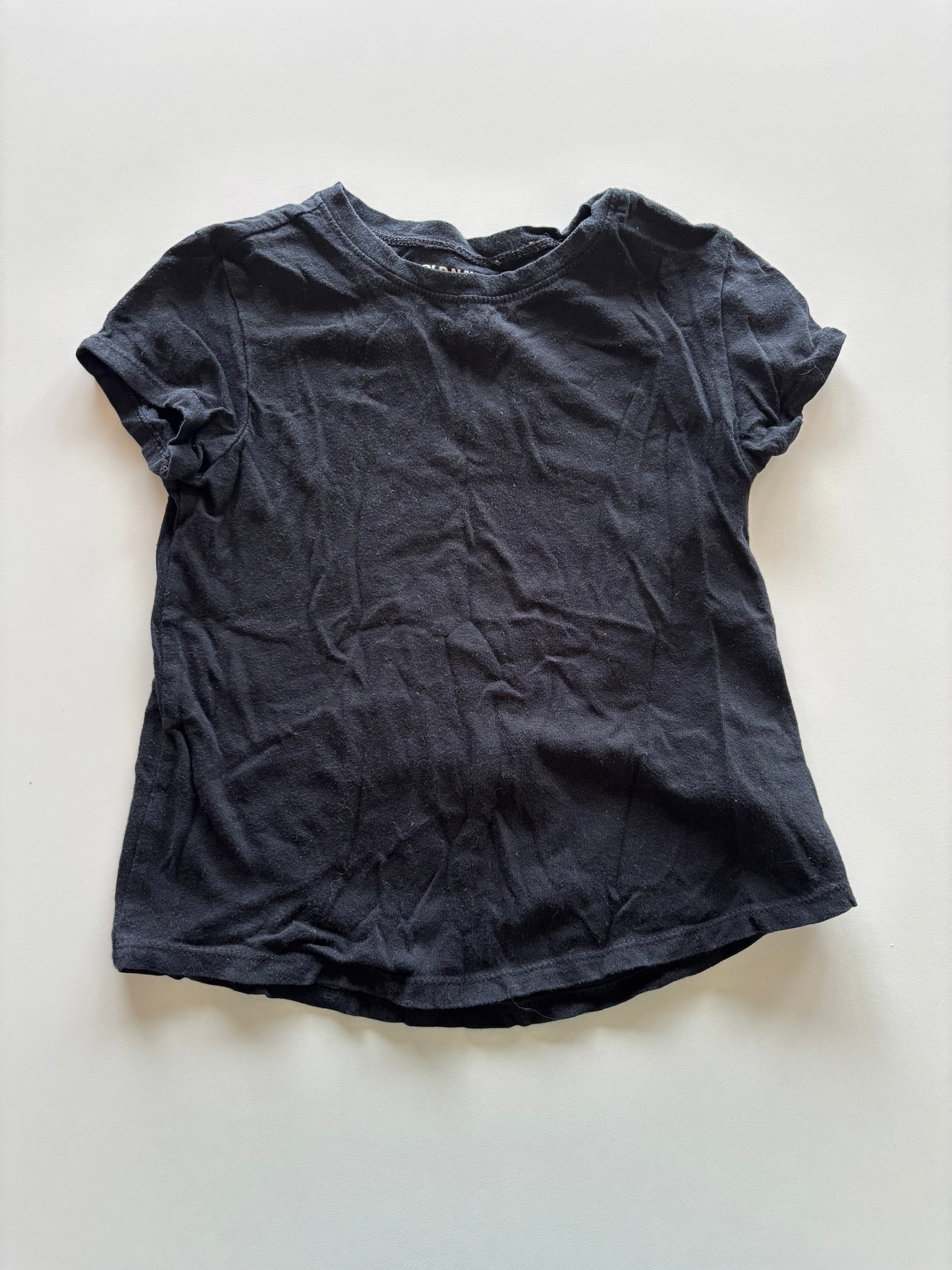 Black Tee