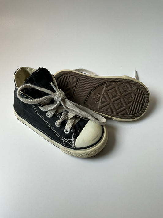 Black Converse - size 7
