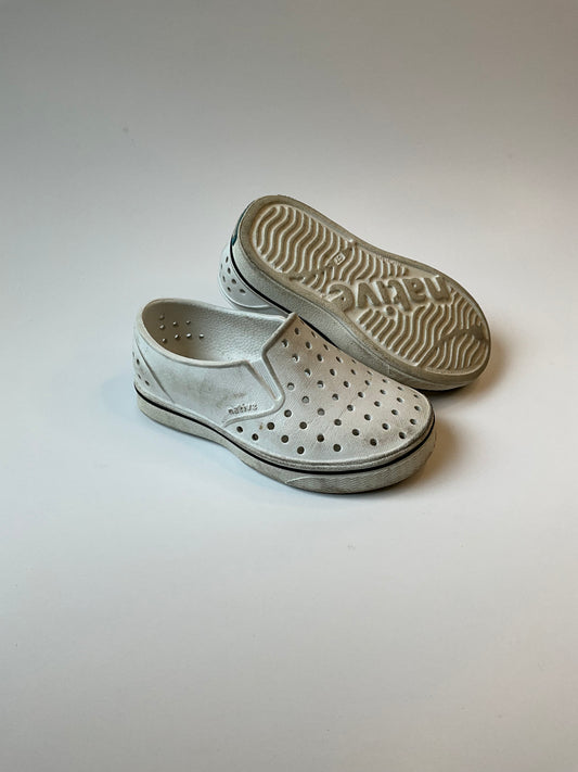 White Native Shoes - size C7
