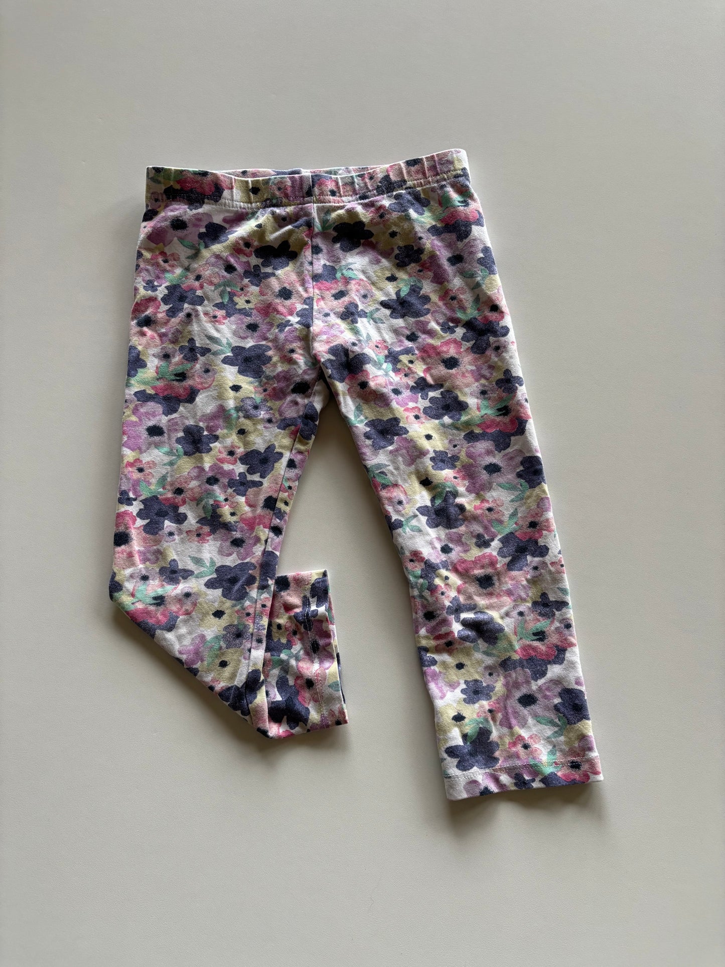 Pastel Floral Capri Leggings