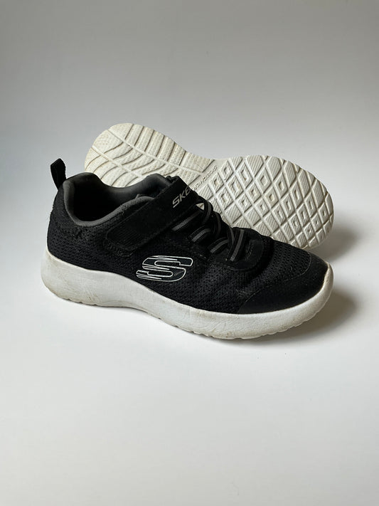 Black & White Sketchers - size 3