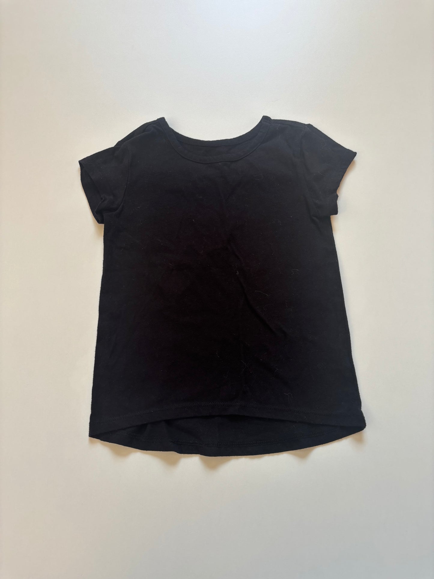 Black Tee