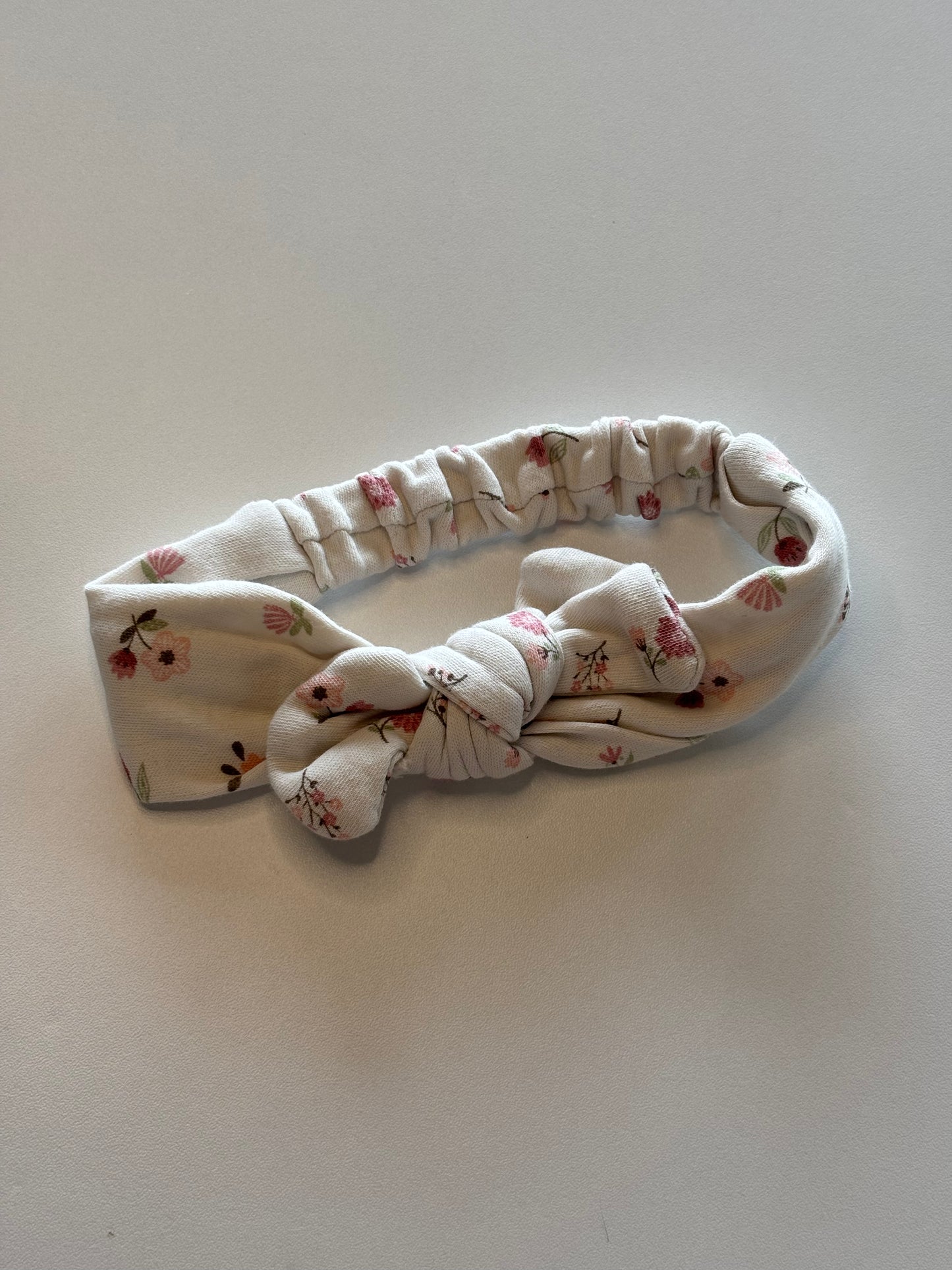 Off White Floral Knotted Headband