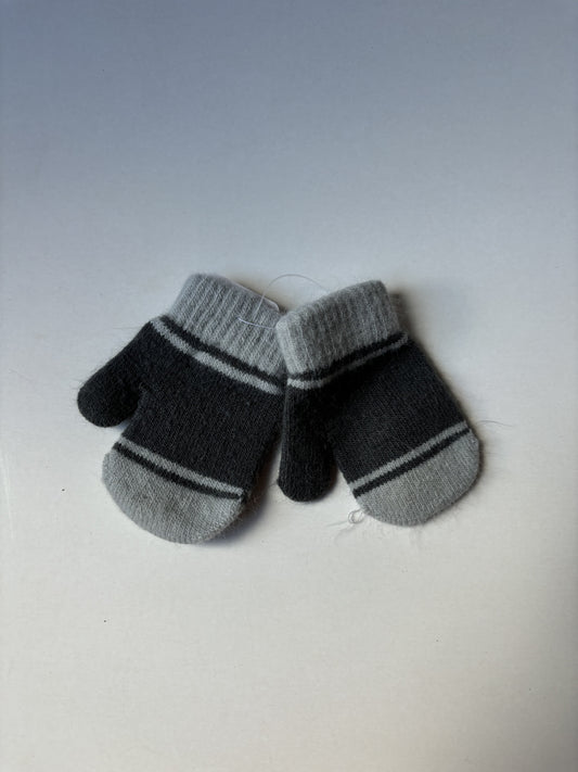 Charcoal Infant Mini Mittens