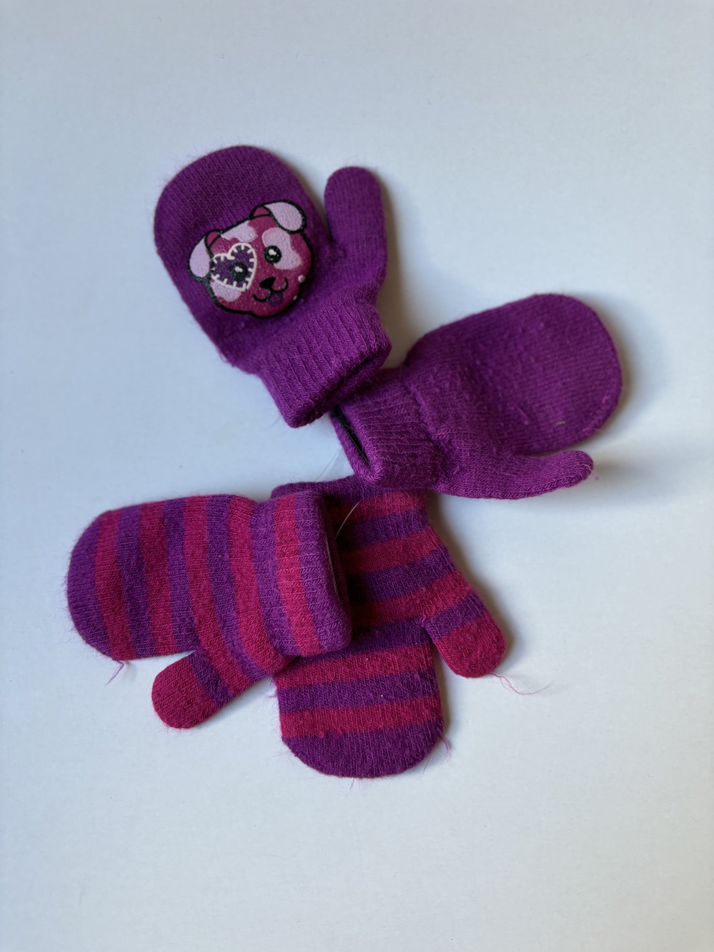 2 Pairs Pink & Purple Mini Mittens
