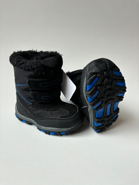 Black & Blue Winter Boots