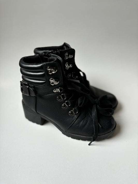 Black Heeled Boots